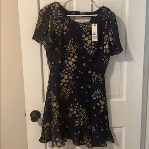 New with tags BB Dakota Floral Dress size 6